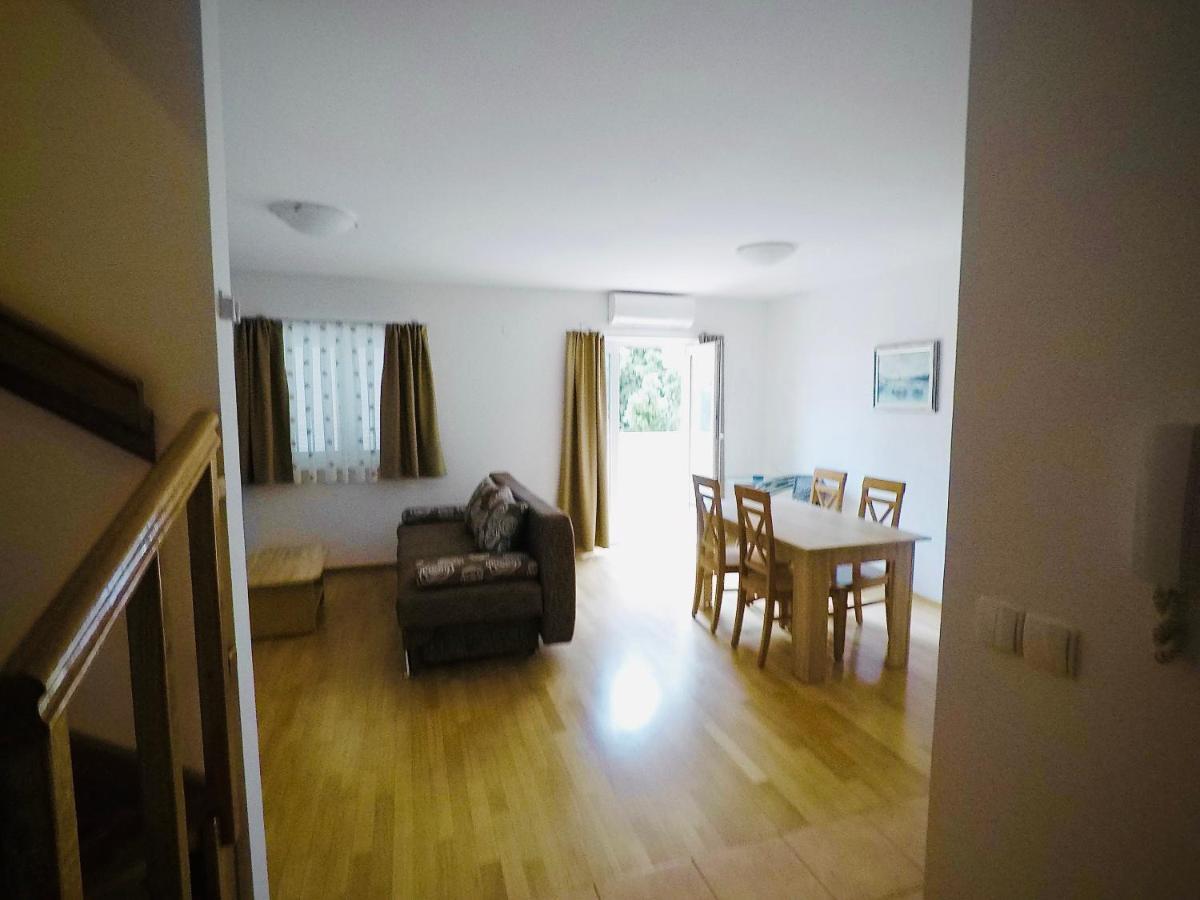 Apartmani Funda Бол Екстер'єр фото