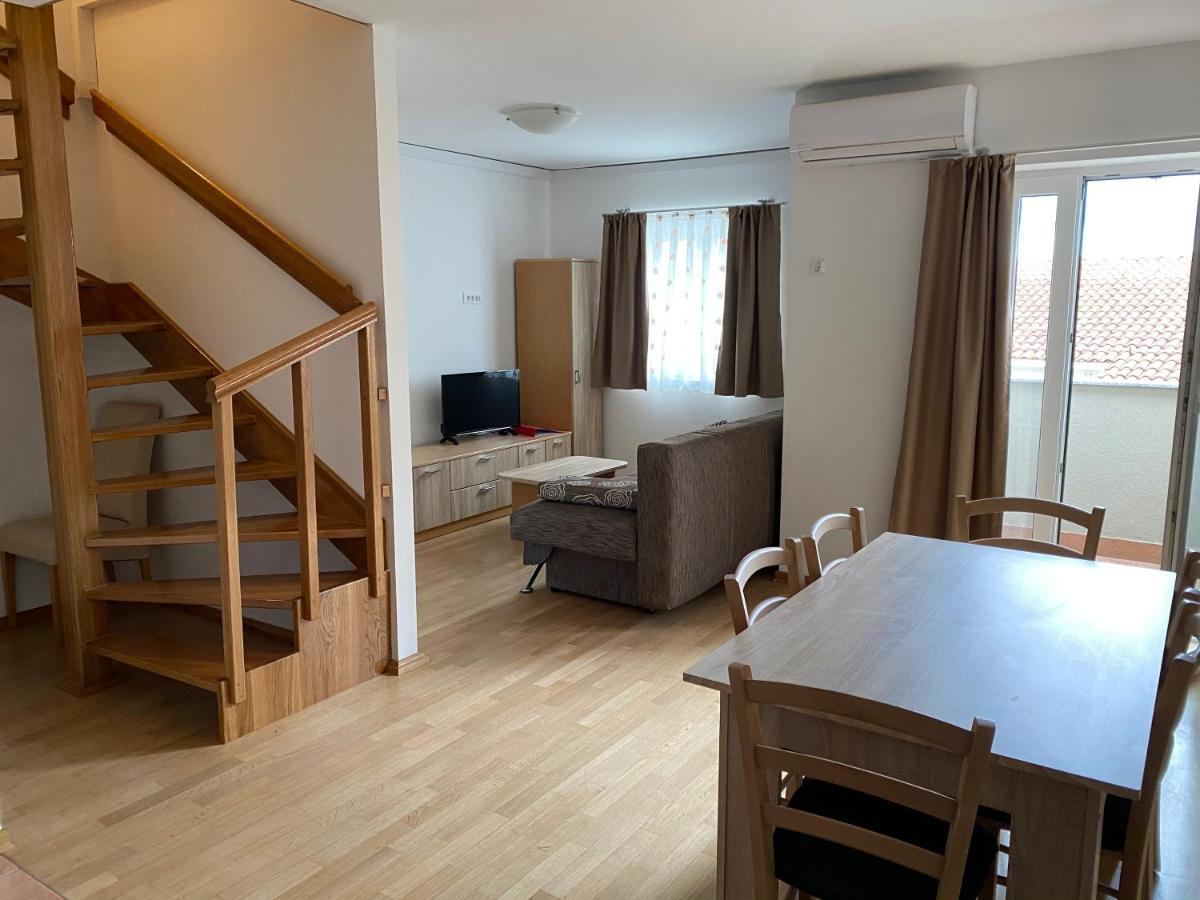 Apartmani Funda Бол Екстер'єр фото