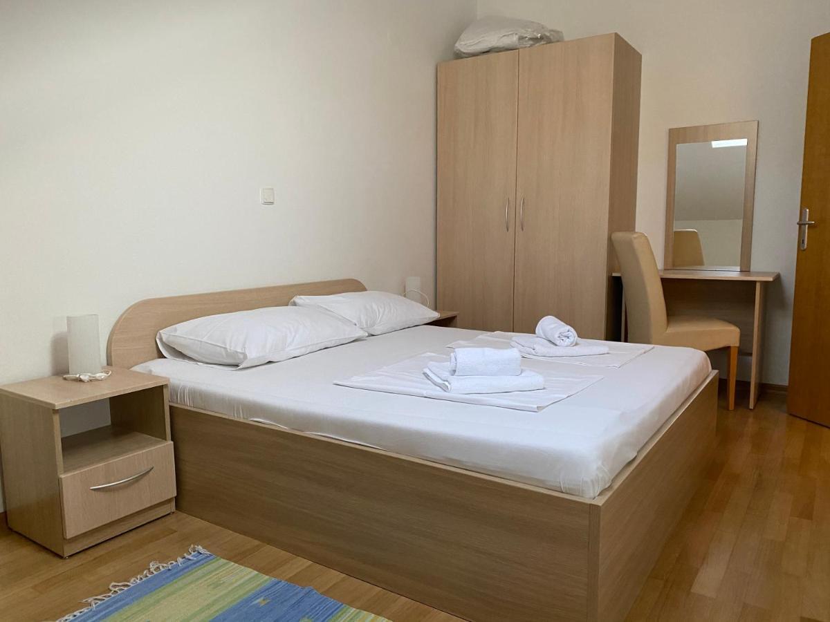 Apartmani Funda Бол Екстер'єр фото